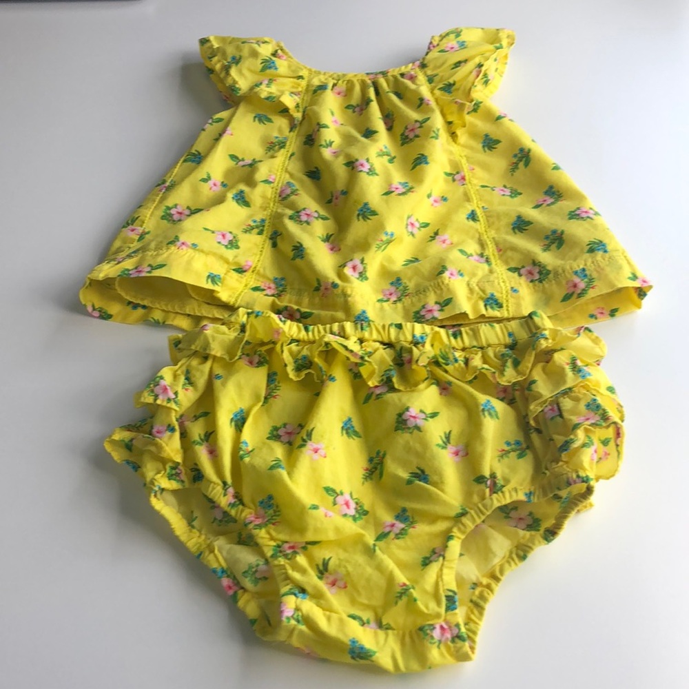 Gap 2 piece set
